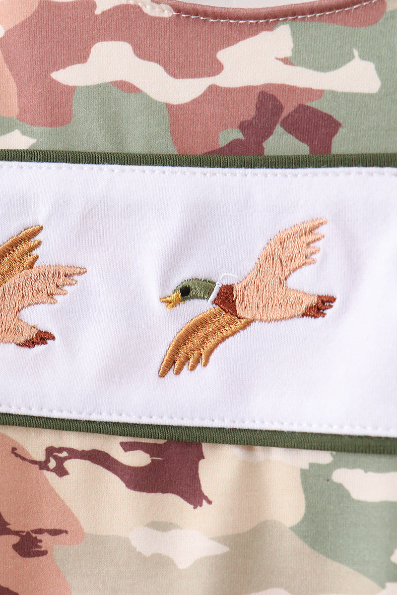 Duck Camo Embroidered Bubble