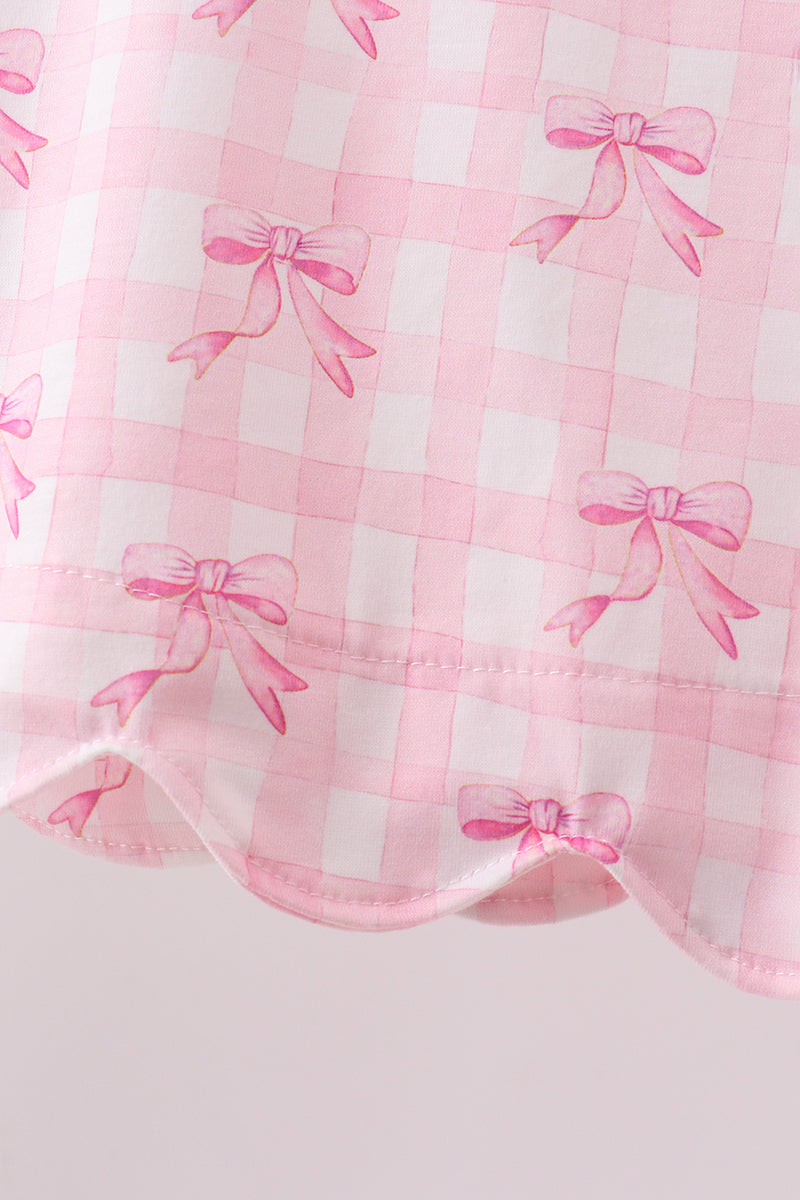 Pink bow print scalloped ruffle shorts set