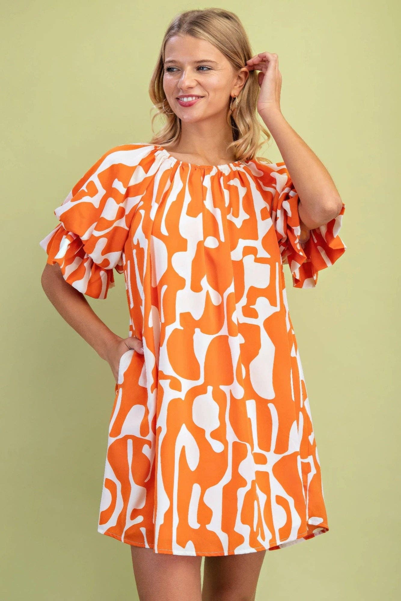 Loose Fit Mini Dress With Gathered Balloon Sleeves