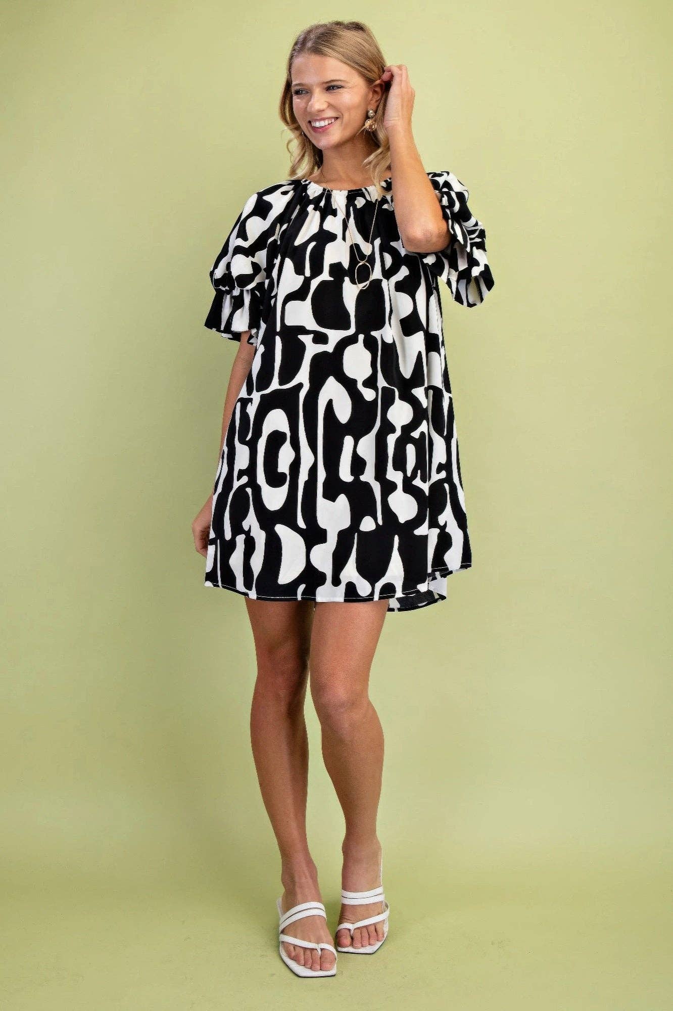 Loose Fit Mini Dress With Gathered Balloon Sleeves