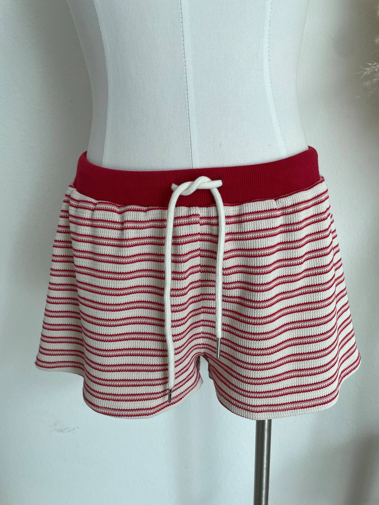 SHORT SLEEVE STRIPED TOP AND SHORTS SET