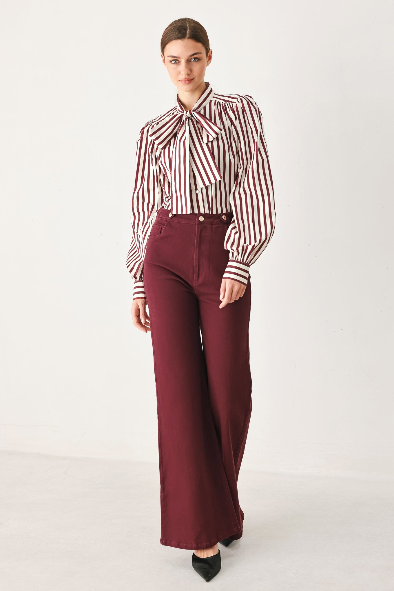 MERLOT RIDGE WOVEN PANTS