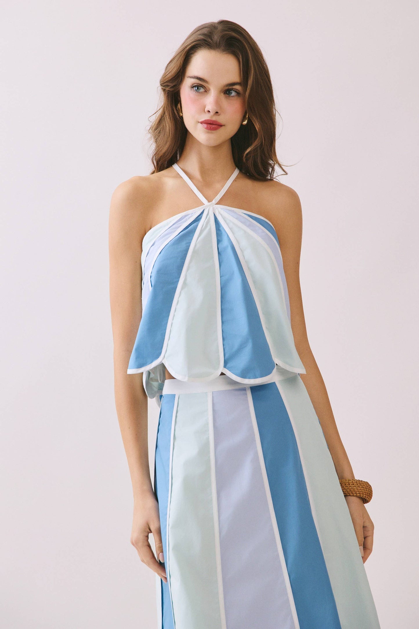 CT9722-Color Block Scalloped Edges Detail Halter Top